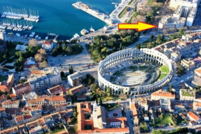 Отель Amphitheater Apartment  Пула